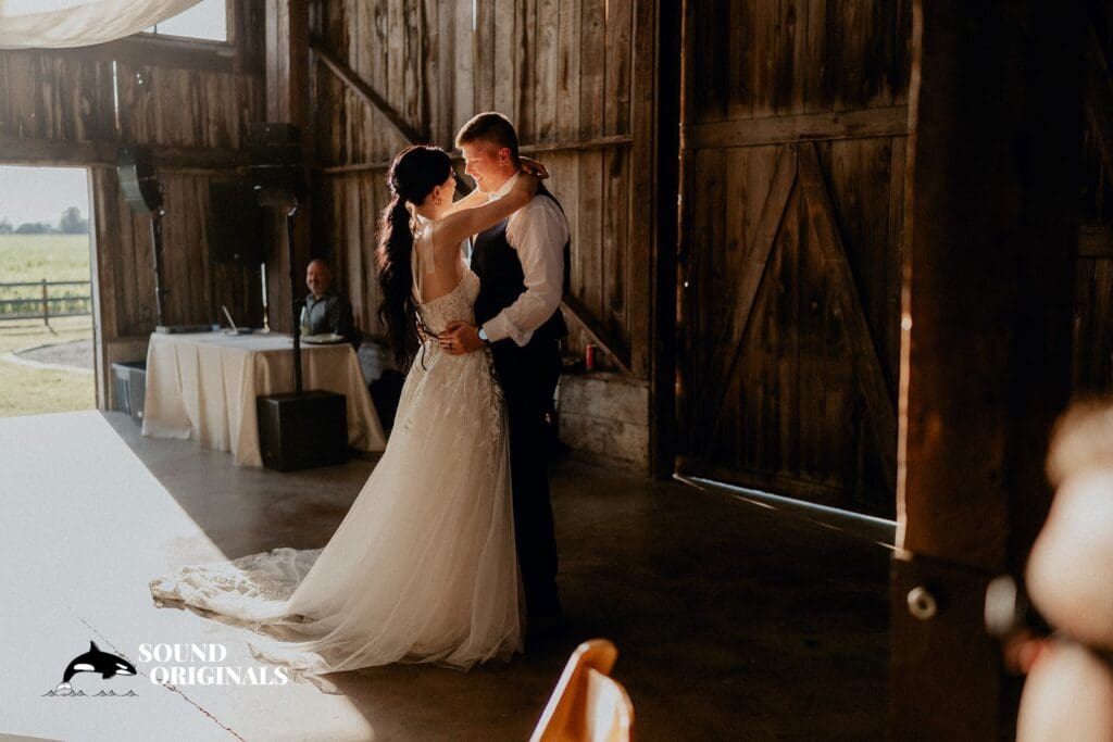 The Saltbox Barn Wedding // Emily + Bennett -