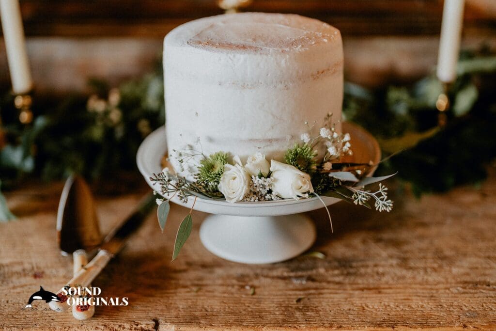 The Saltbox Barn Wedding // Emily + Bennett -