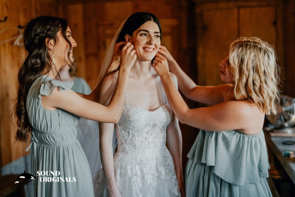 The Saltbox Barn Wedding // Emily + Bennett -