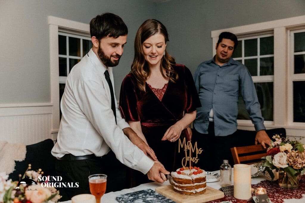 The Manor House at Pleasant Beach Wedding // Hilary & Ryan -