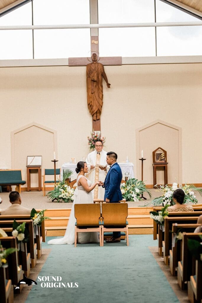 Holy Trinity Catholic Church Wedding // Jerri + Louie -