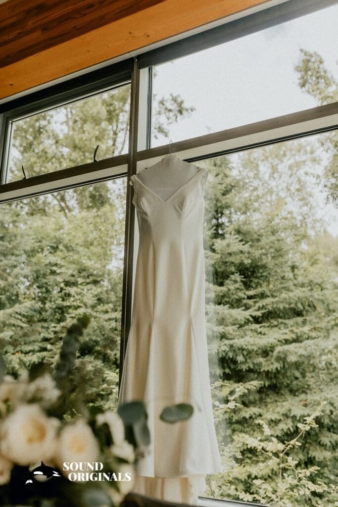 Novelty Hill Januik Winery Wedding // Beth + Chris -