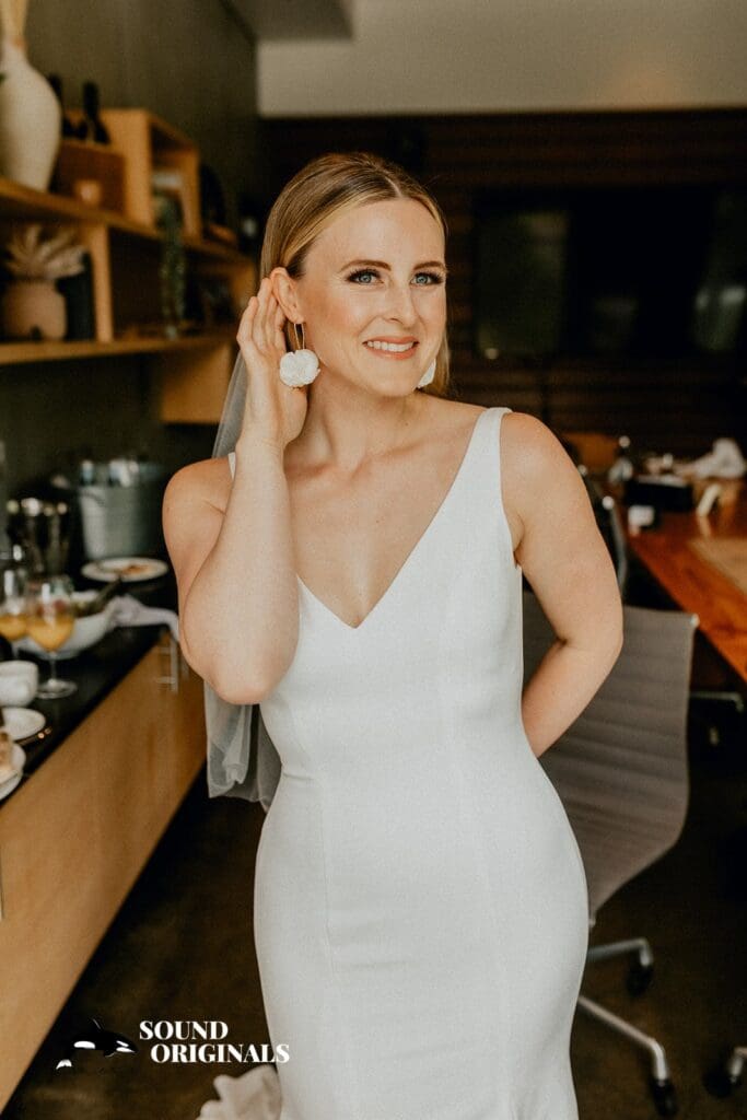 Novelty Hill Januik Winery Wedding // Beth + Chris -