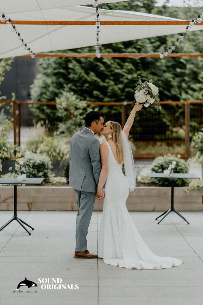 Novelty Hill Januik Winery Wedding // Beth + Chris -