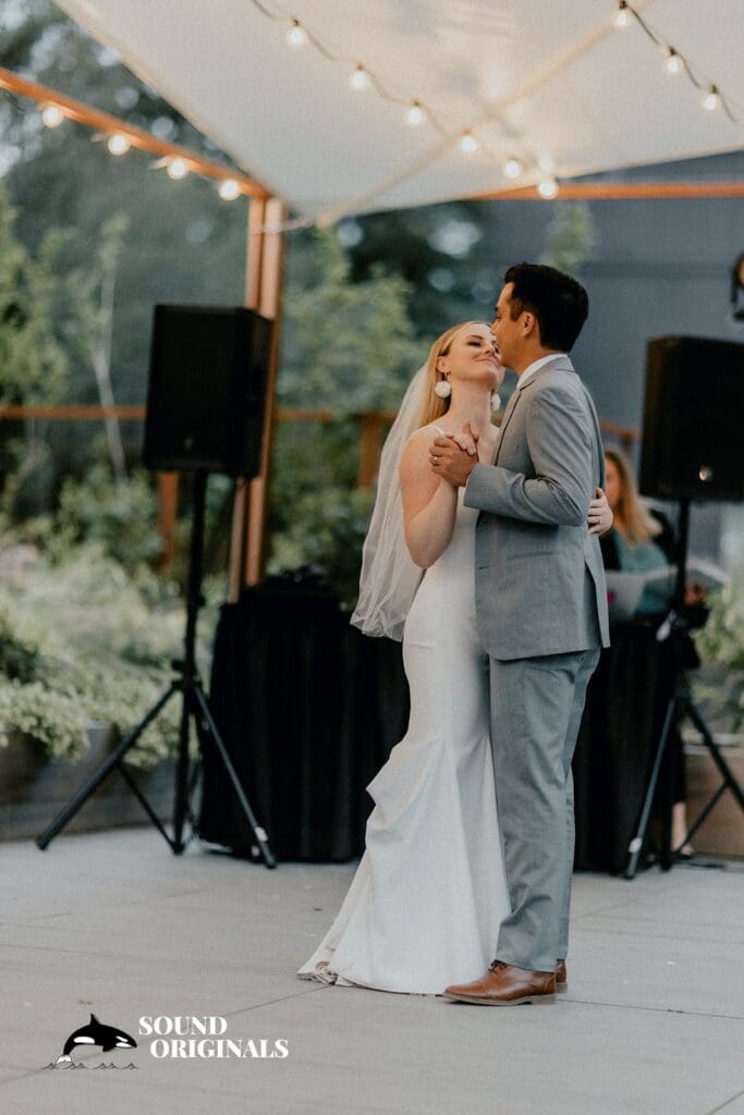 Novelty Hill Januik Winery Wedding // Beth + Chris -