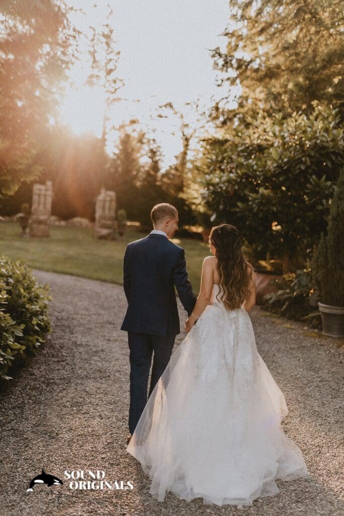 Green Gates at Flowing Lake Wedding // Yuly + Chase￼ -