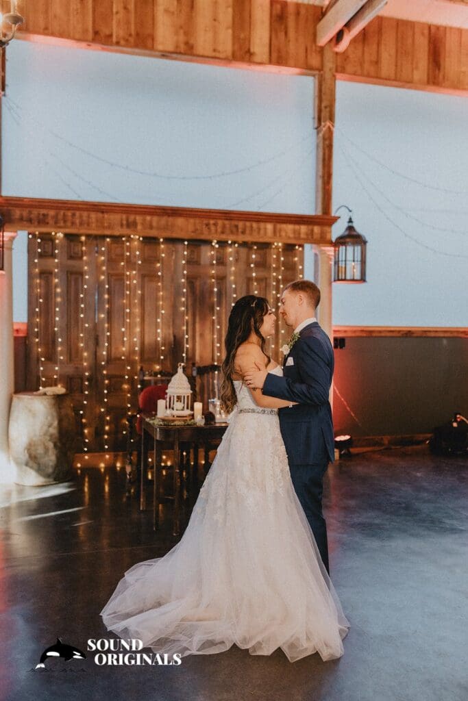 Green Gates at Flowing Lake Wedding // Yuly + Chase￼ -