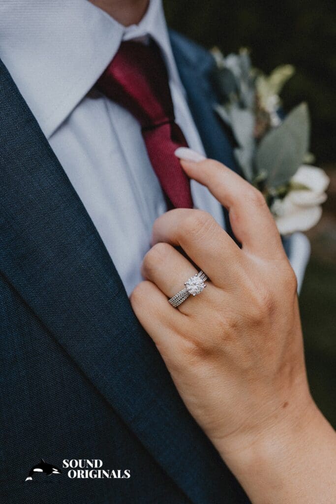 Green Gates at Flowing Lake Wedding // Yuly + Chase￼ -