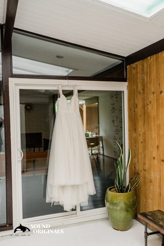 Holy Trinity Catholic Church Wedding // Jerri + Louie -