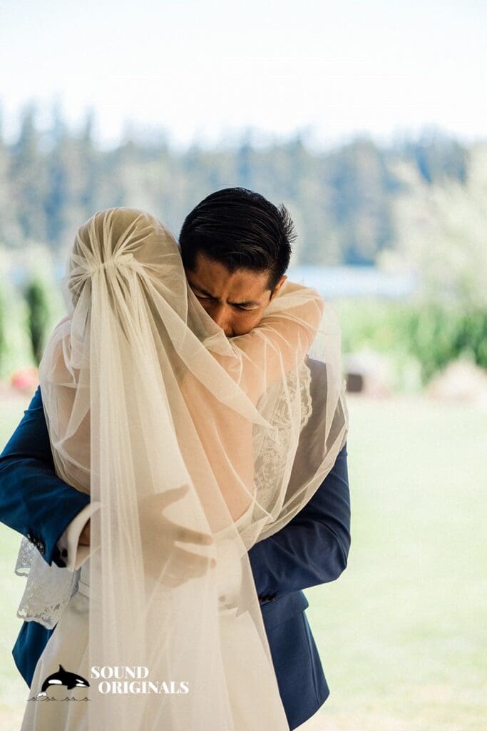 Shannon + William Lake Wilderness Lodge Wedding // Shannon & William -