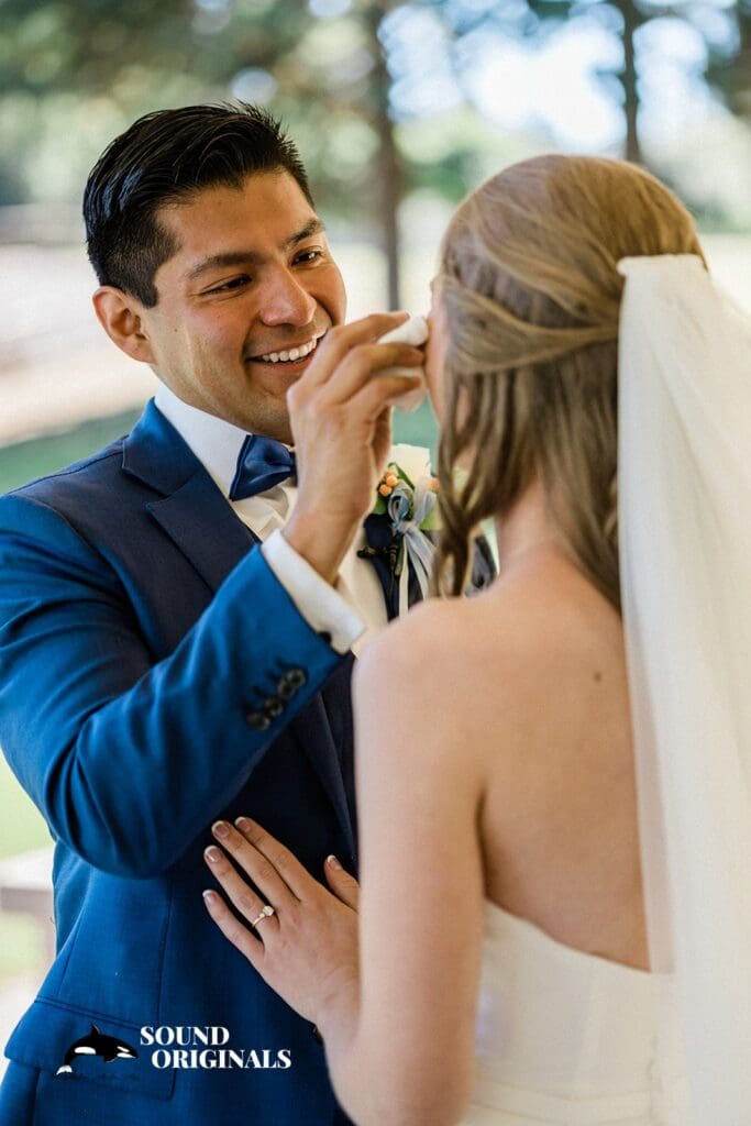 Shannon + William Lake Wilderness Lodge Wedding // Shannon & William -