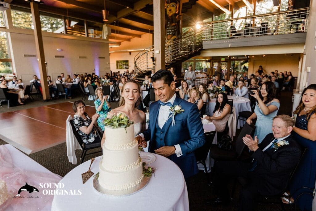 Must-Have Wedding Photos in Seattle -