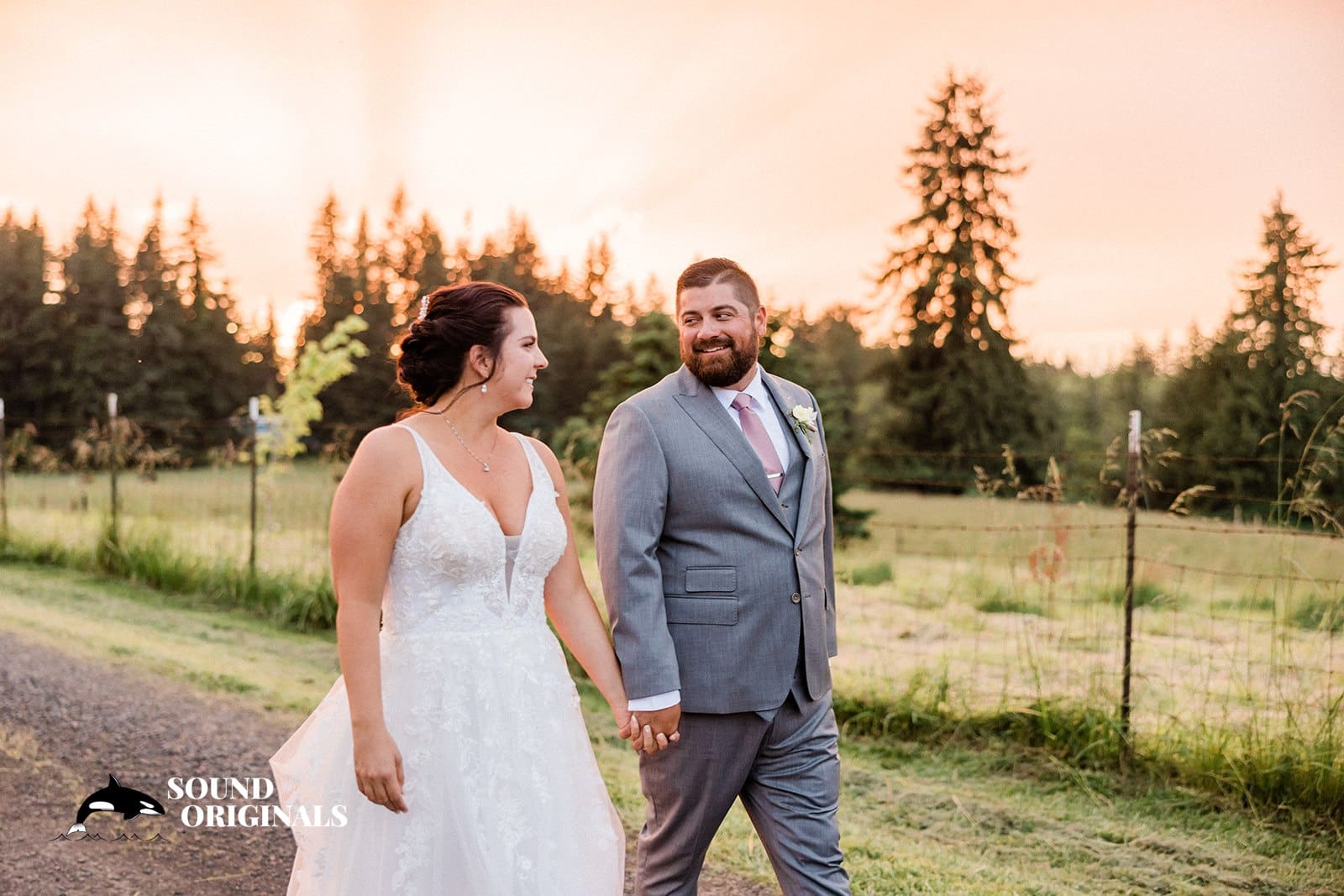 Lakeside Gardens Wedding // Amanda + Brad -