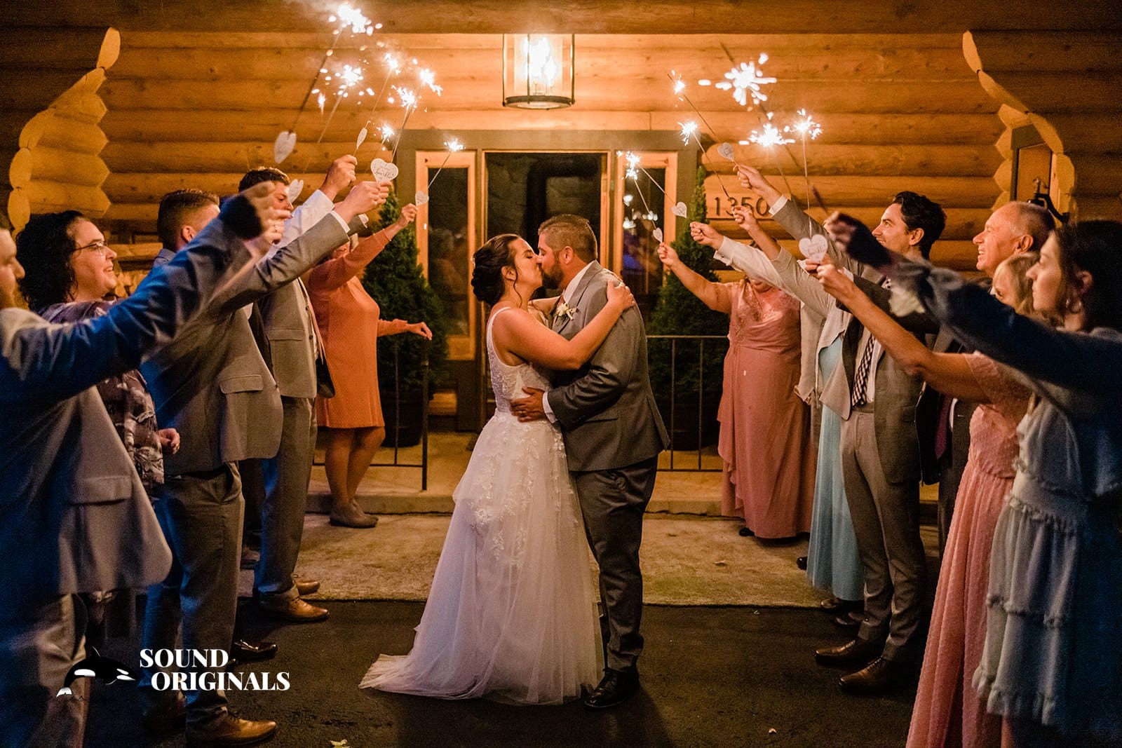 Lakeside Gardens Wedding // Amanda + Brad -