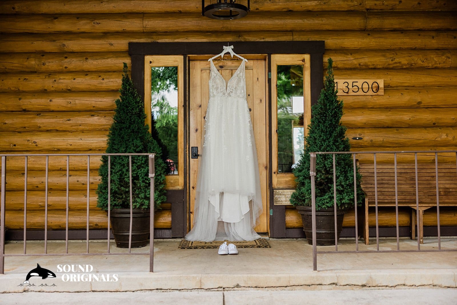Lakeside Gardens Wedding // Amanda + Brad -