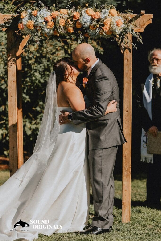 McMenamin's Edgefield Hotel Wedding // Nicole + Blake -