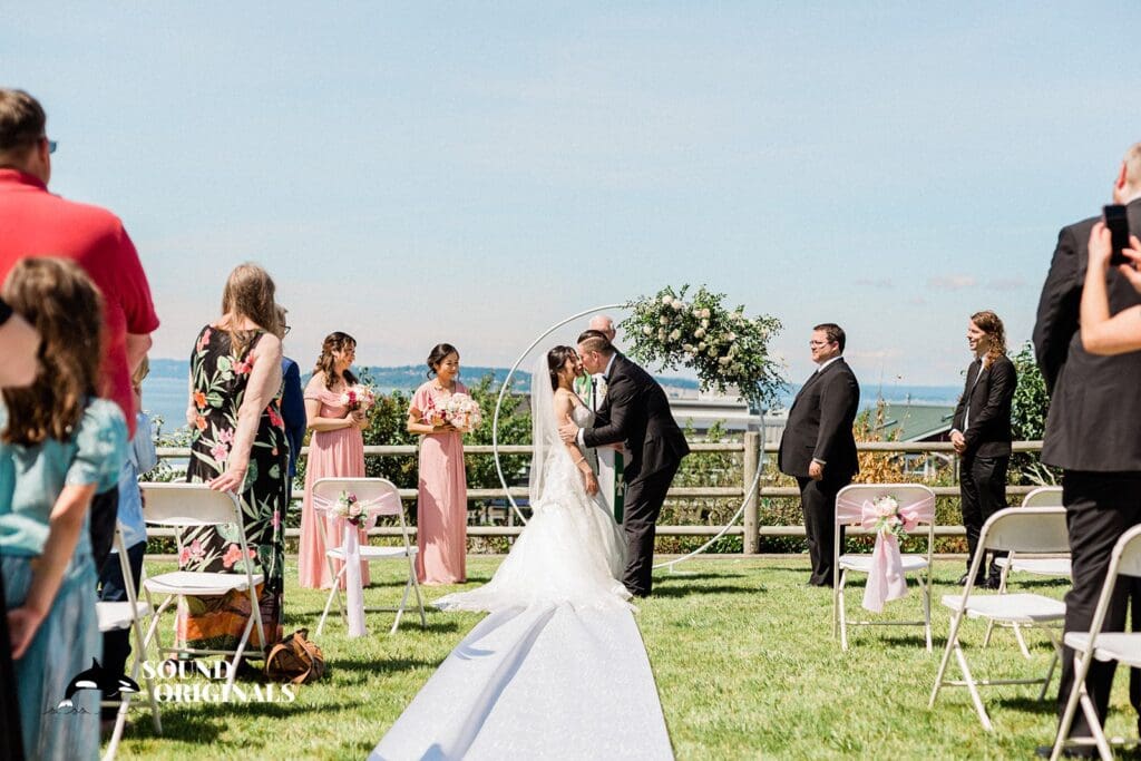 Rosehill Community Center Wedding // Jennifer + Paul -