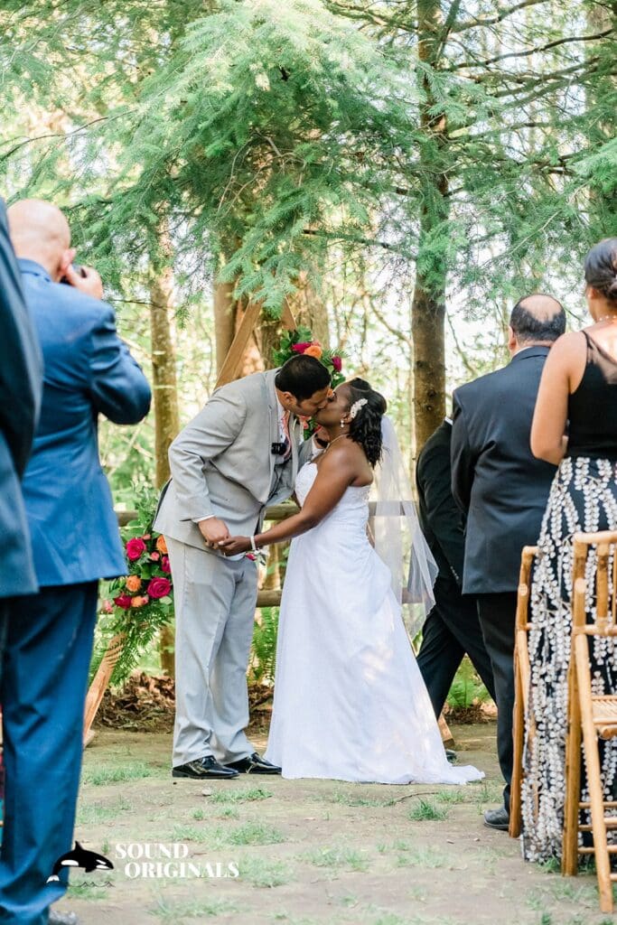 The Lodge at St. Edward State Park Wedding // Coline + John -