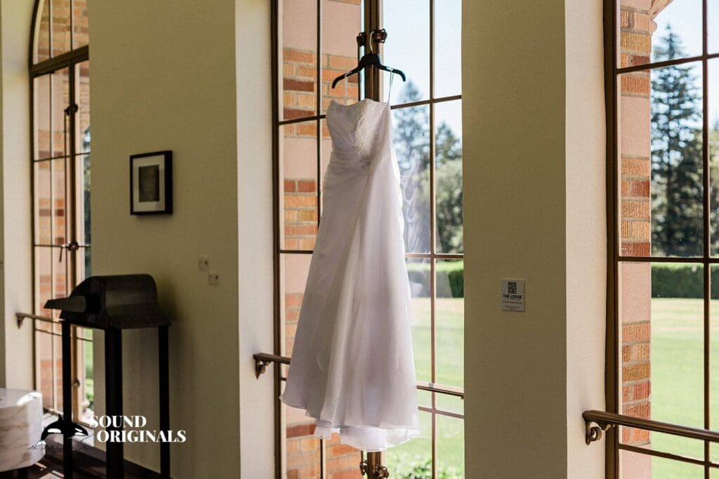 The Lodge at St. Edward State Park Wedding // Coline + John -