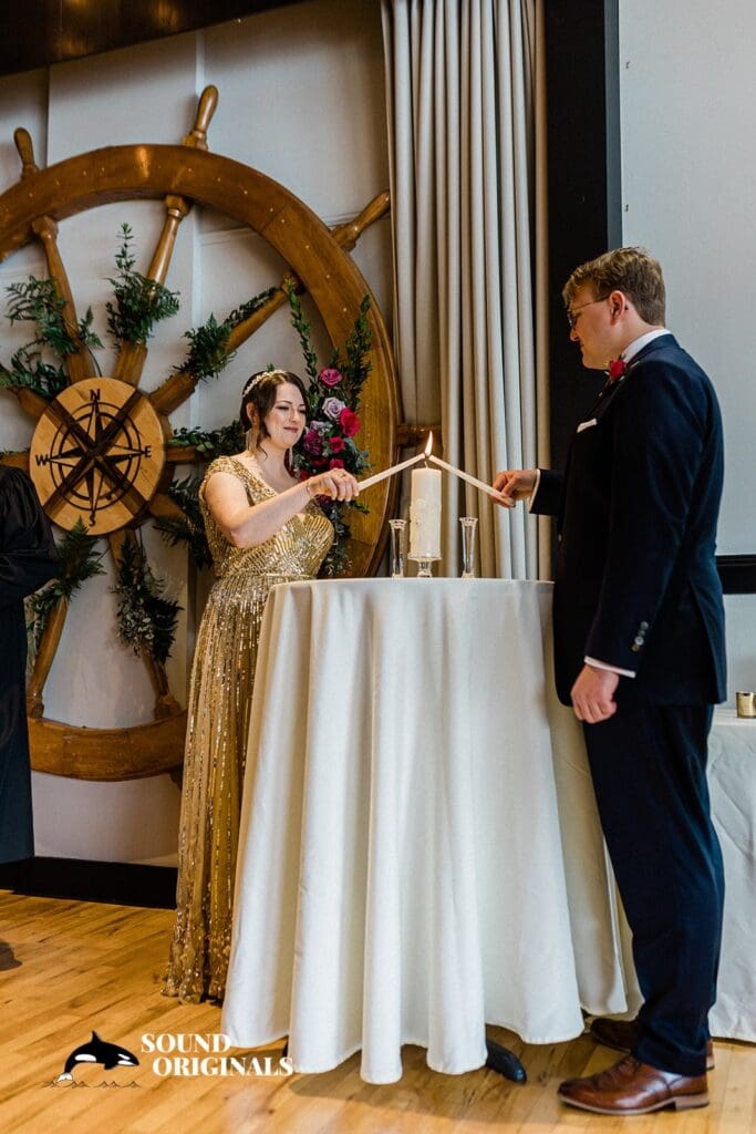 Jessica + Lee Eventide Lake Union Wedding // Jessica + Lee -