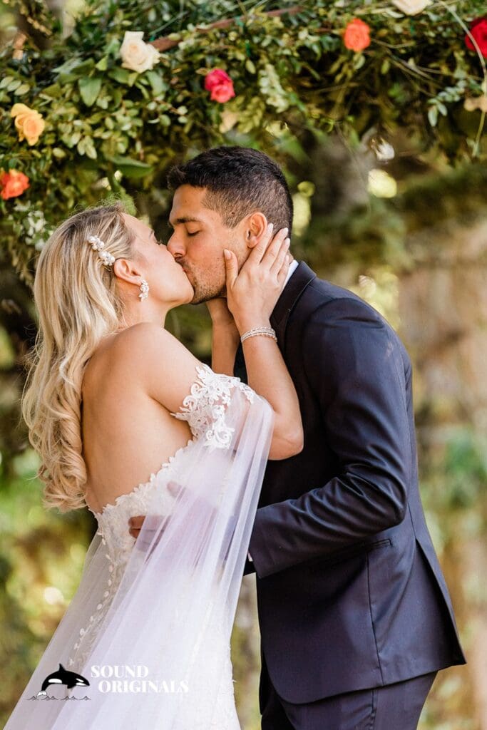 The Wayfarer Wedding // Julia + Felipe -