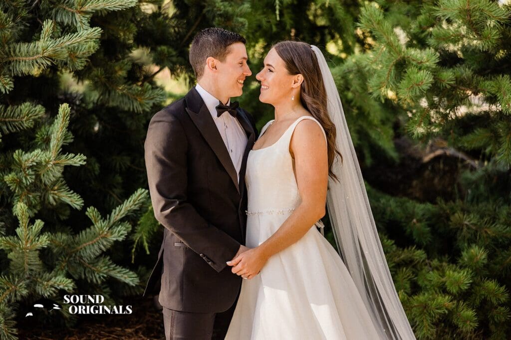 Megan + Paris White Salmon Wedding // Megan + Paris -