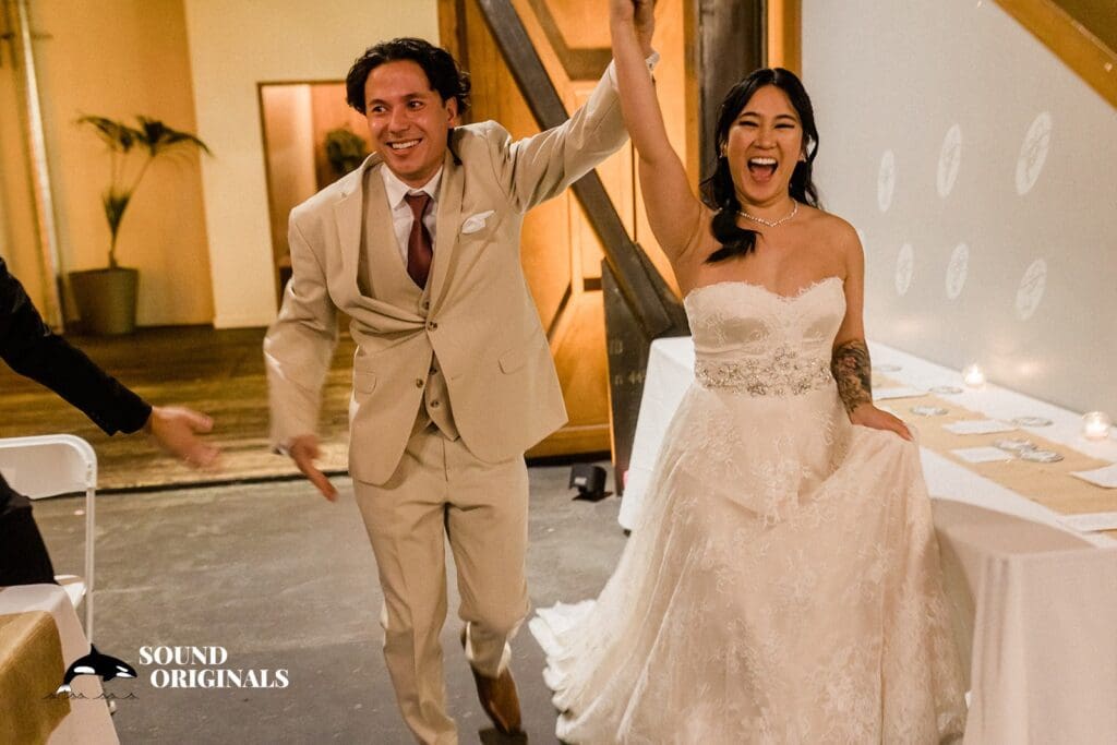 Must-Have Wedding Photos in Seattle -