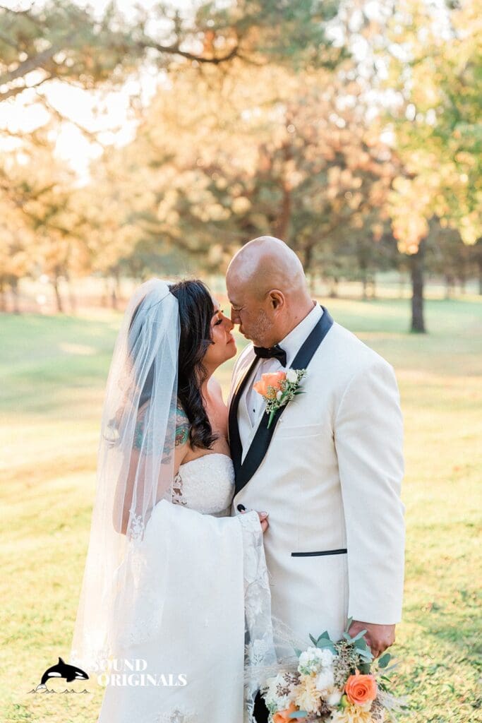 Boundary Oak Golf Course Wedding // Christine + John -