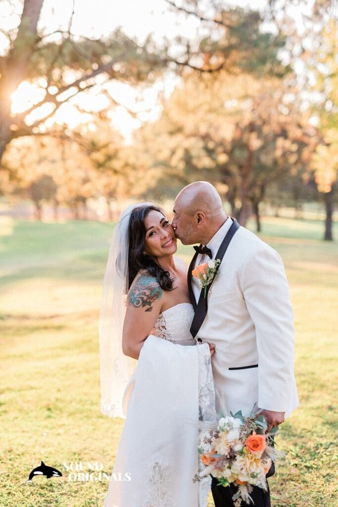 Boundary Oak Golf Course Wedding // Christine + John -