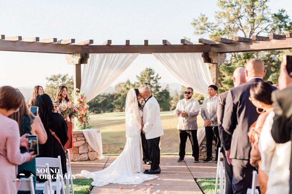 Boundary Oak Golf Course Wedding // Christine + John -