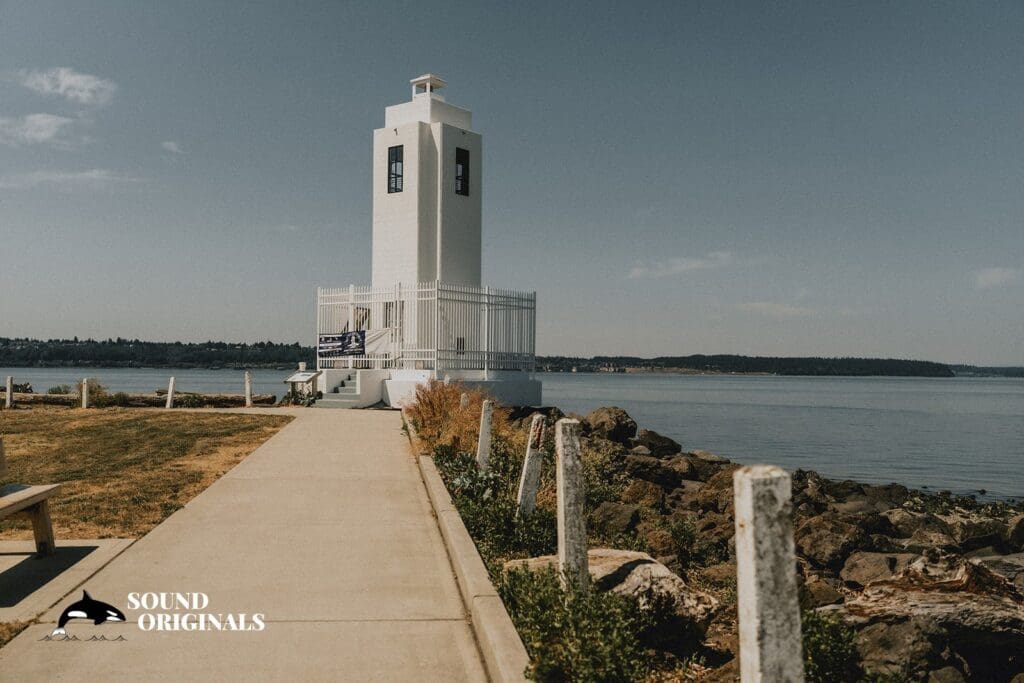 <strong>Browns Point Wedding // Stephanie + Travis</strong> -