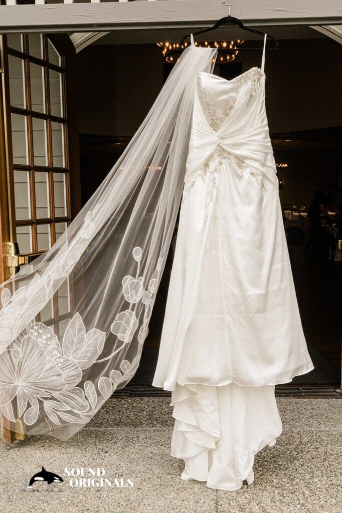 Columbia Winery Wedding // Allix + Dashiell -