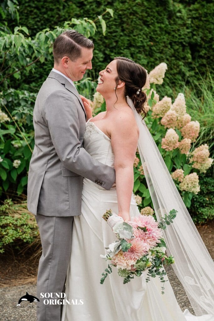 Columbia Winery Wedding // Allix + Dashiell -