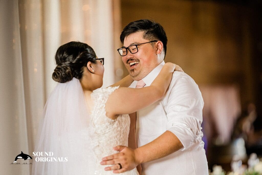 Crossroads at Thomas Family Farm Wedding // Emerald + Thomas -
