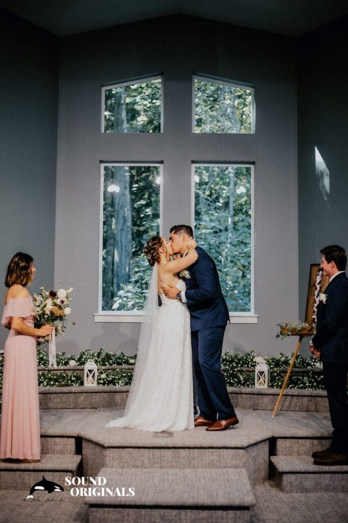 Discovery Baptist Church Wedding // Devyn + Gabriel -