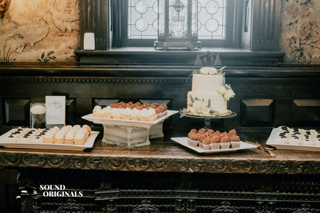 Glover Mansion Wedding // Megan + Taylor -