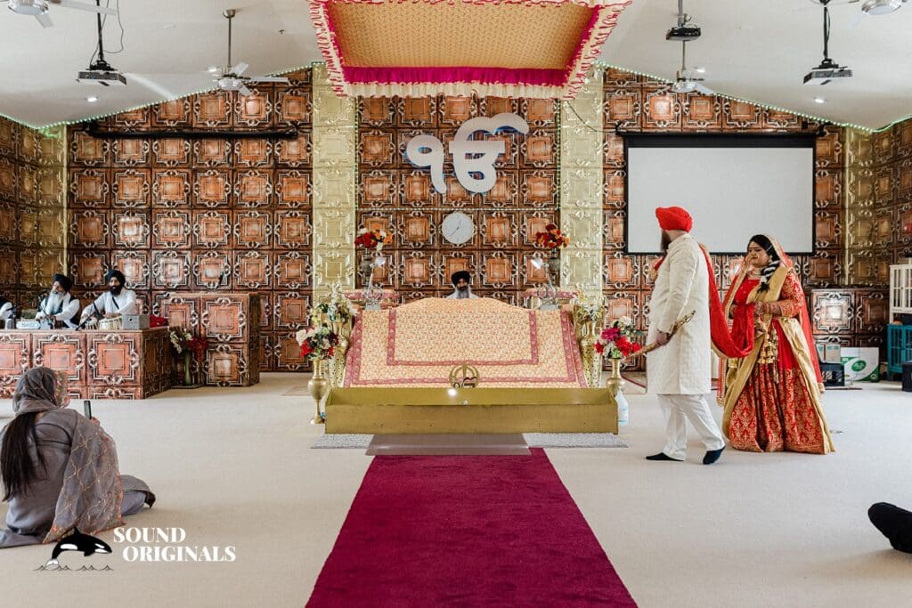 Gurudwara Sikh Centre Wedding // Ashleighanne + Matthew -