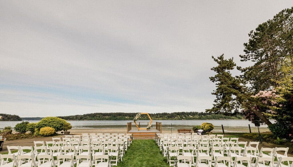 Kiana Lodge Wedding // Lisa + Kevin -