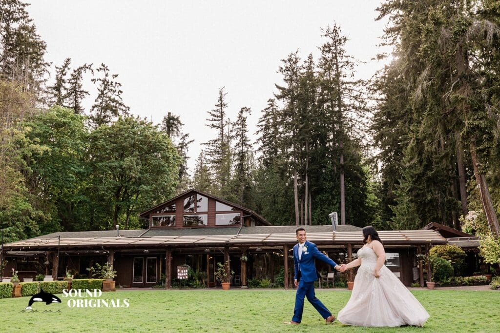 Kiana Lodge Wedding // Lisa + Kevin -