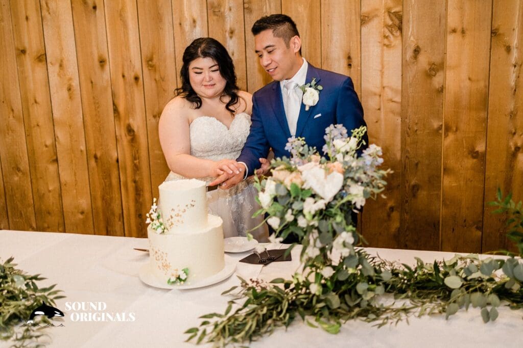 Kiana Lodge Wedding // Lisa + Kevin -