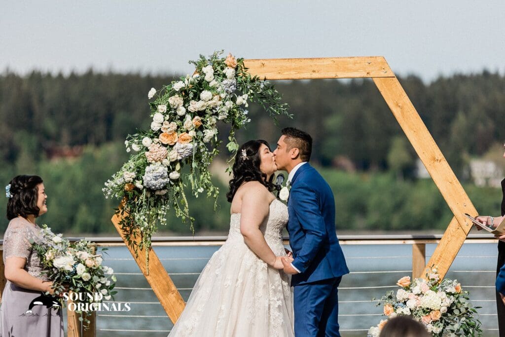 Kiana Lodge Wedding // Lisa + Kevin -