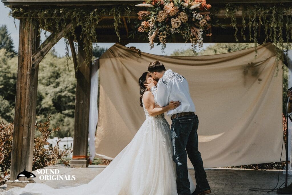 Klopman Farm Wedding // Naomi+Gavin -