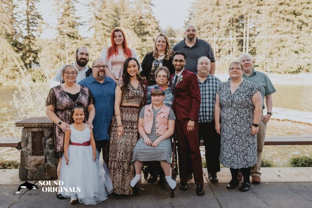 Cylena + Jesneil Lacamas Lake Wedding // Cylena + Jesneil -