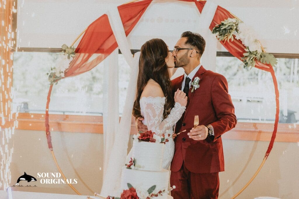 Cylena + Jesneil Lacamas Lake Wedding // Cylena + Jesneil -