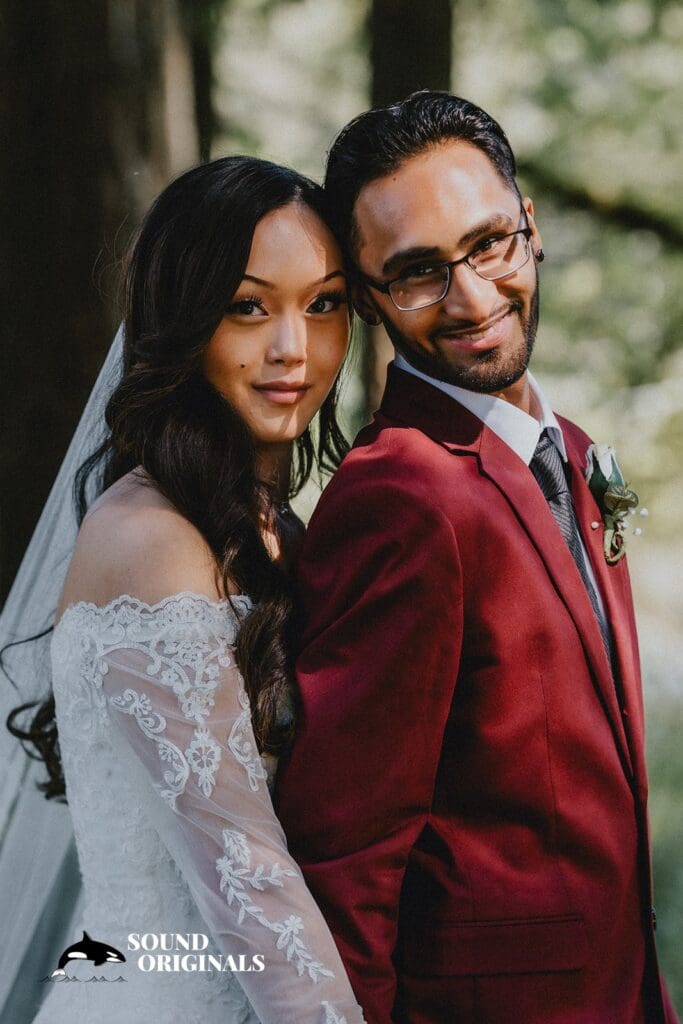 Lacamas Lake Wedding // Cylena + Jesneil -