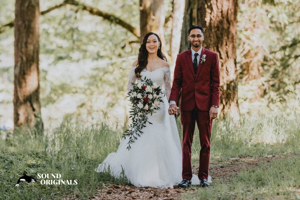 Cylena + Jesneil Lacamas Lake Wedding // Cylena + Jesneil -