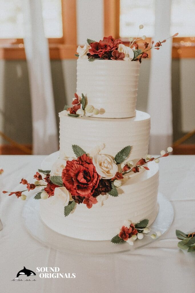 Cylena + Jesneil Lacamas Lake Wedding // Cylena + Jesneil -