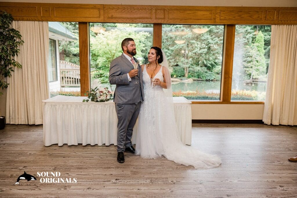 Lakeside Gardens Wedding // Amanda & Brad -
