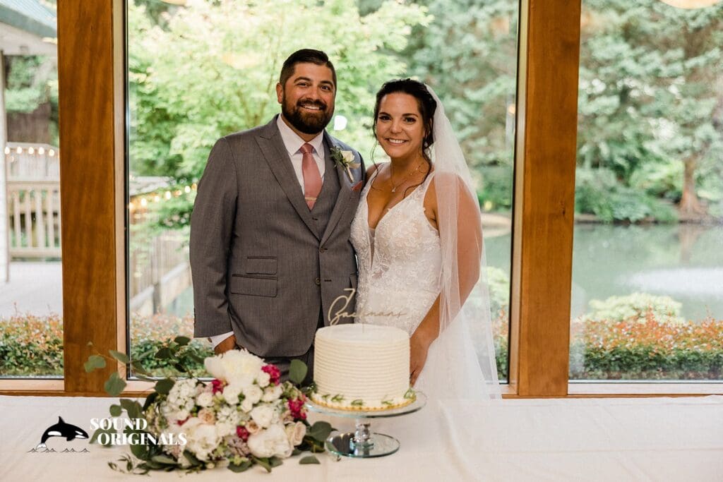 Lakeside Gardens Wedding // Amanda & Brad -