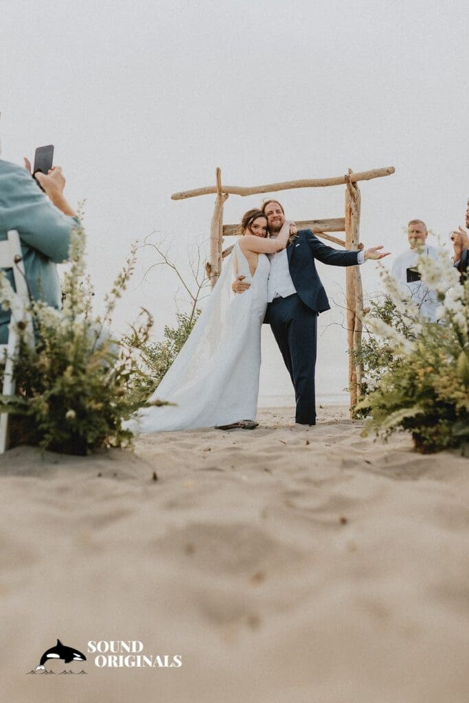 Adrift Hotel Wedding // Maddy + Michael -